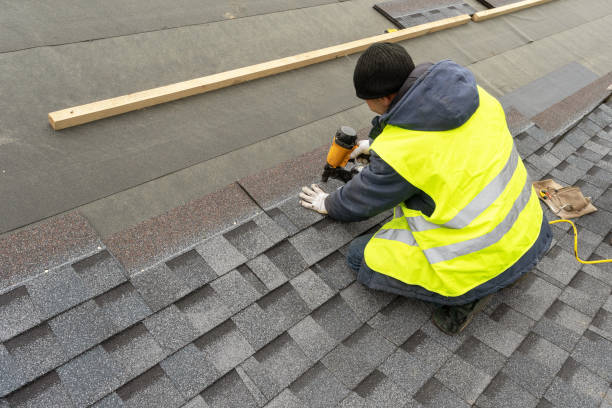 Best Flat Roof Repair Services  in Spencerville, OH